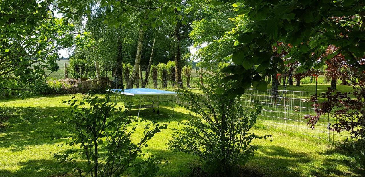 Chambre D'Hotes Le Gachignard Courlay Exteriér fotografie
